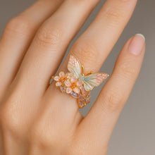Lade das Bild in den Galerie-Viewer, Vintage-Floral-Ring – Goldenes Blütenpoem