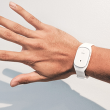 Lade das Bild in den Galerie-Viewer, Mückenblock Armband - Smartwatch