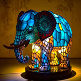 LeuchtElefant - handgefertigte Lampe, die Herzen erstrahlen lässt