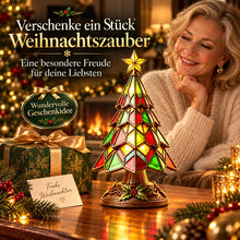 Carica l'immagine nel visualizzatore di Gallery, WeihnachtsGlanz – leuchtender Weihnachtsbaum im Buntglas-Stil
